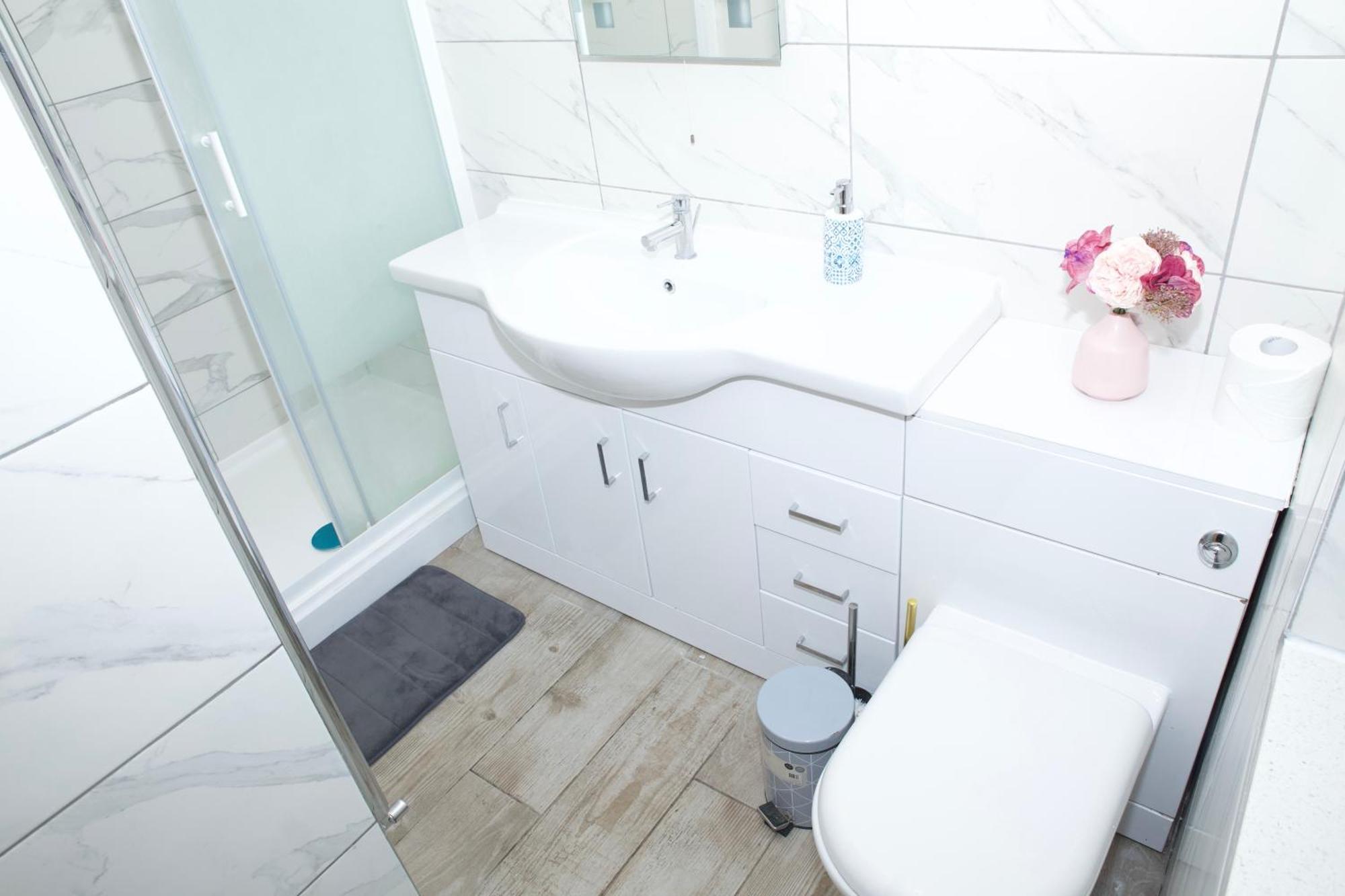 Spacious Modern 2 Bed Flat In City Centre 독서 외부 사진