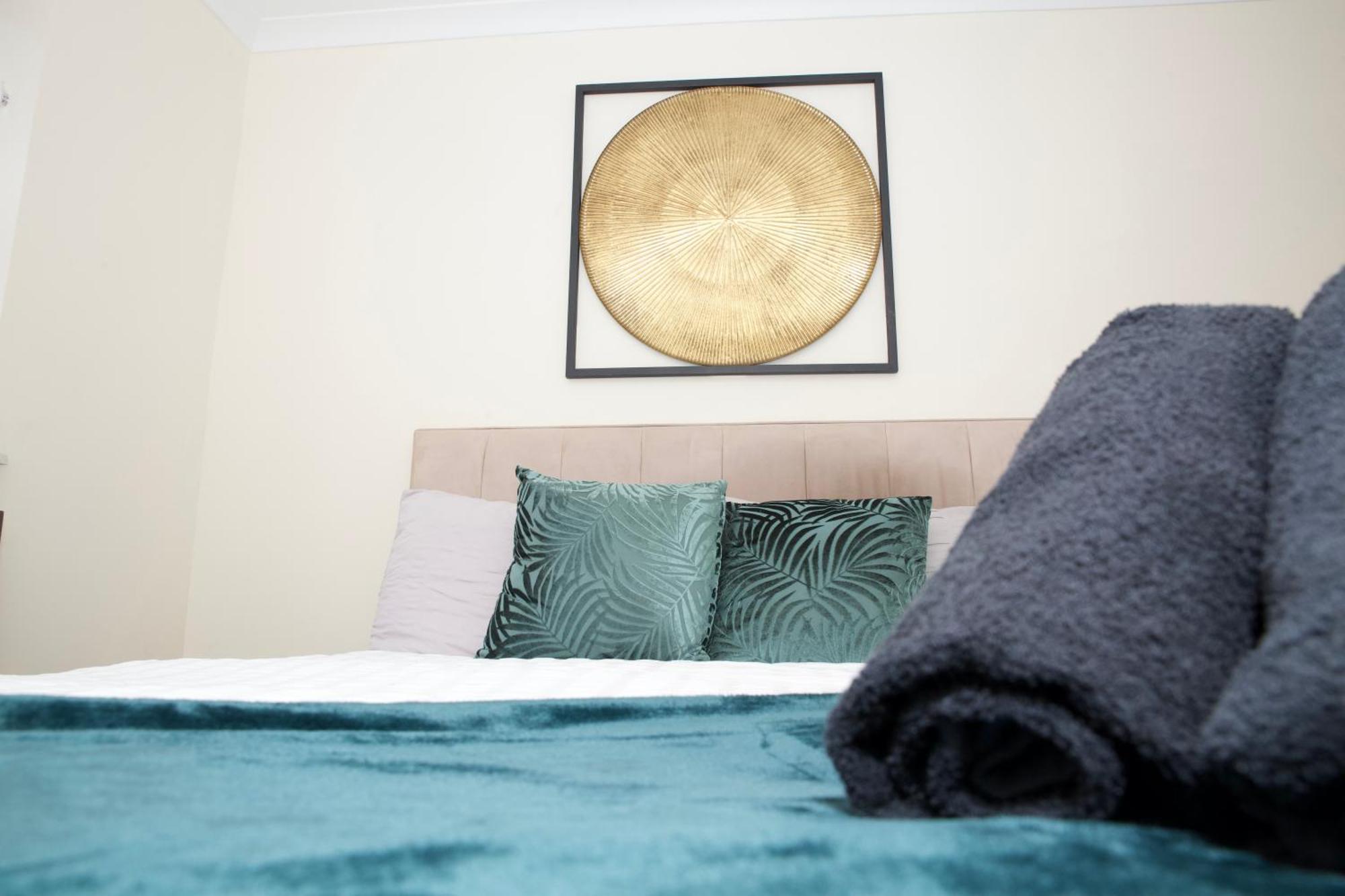 Spacious Modern 2 Bed Flat In City Centre 독서 외부 사진